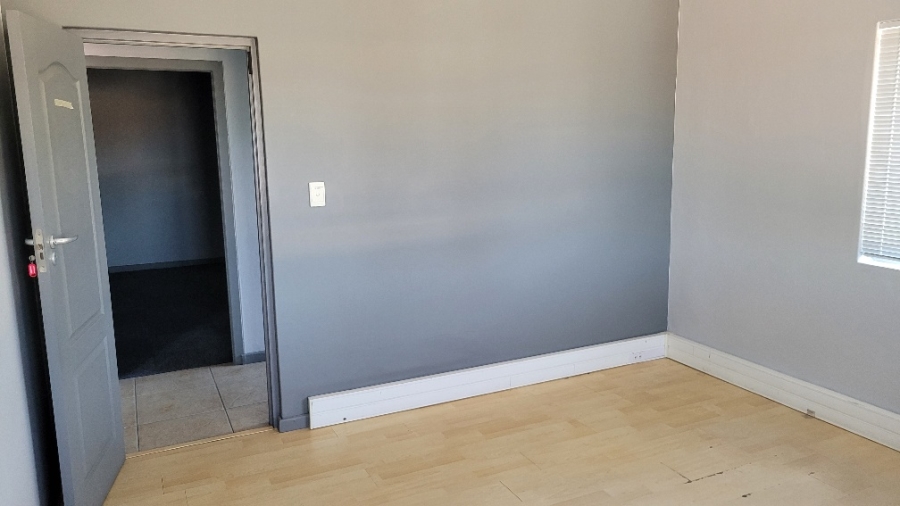 To Let Commercial Property for Rent in Ndabeni Western Cape